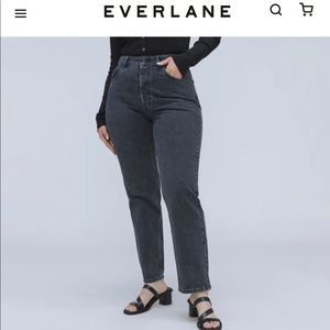Everlane (Women's) | Curvy Cheeky Jean in Washed Black - like new!